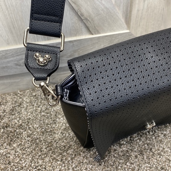 Mickey Mouse Icon Square Crossbody Bag - Enamel Pin Purse - Pin Crossbody - Picture 3 of 8